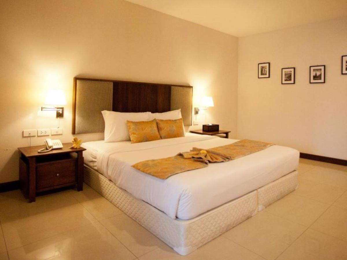 S.M. Grande Residence Bangkok Luaran gambar