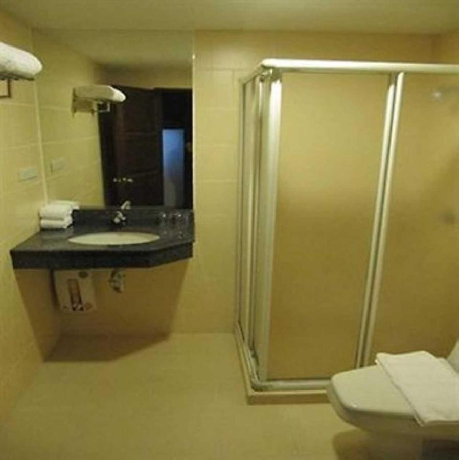 S.M. Grande Residence Bangkok Luaran gambar
